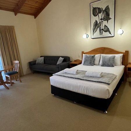 Coonawarra Place Motor Inn Exteriör bild