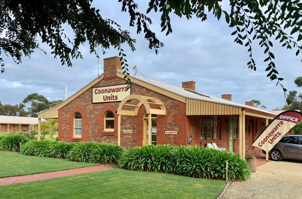 Coonawarra Place Motor Inn Exteriör bild